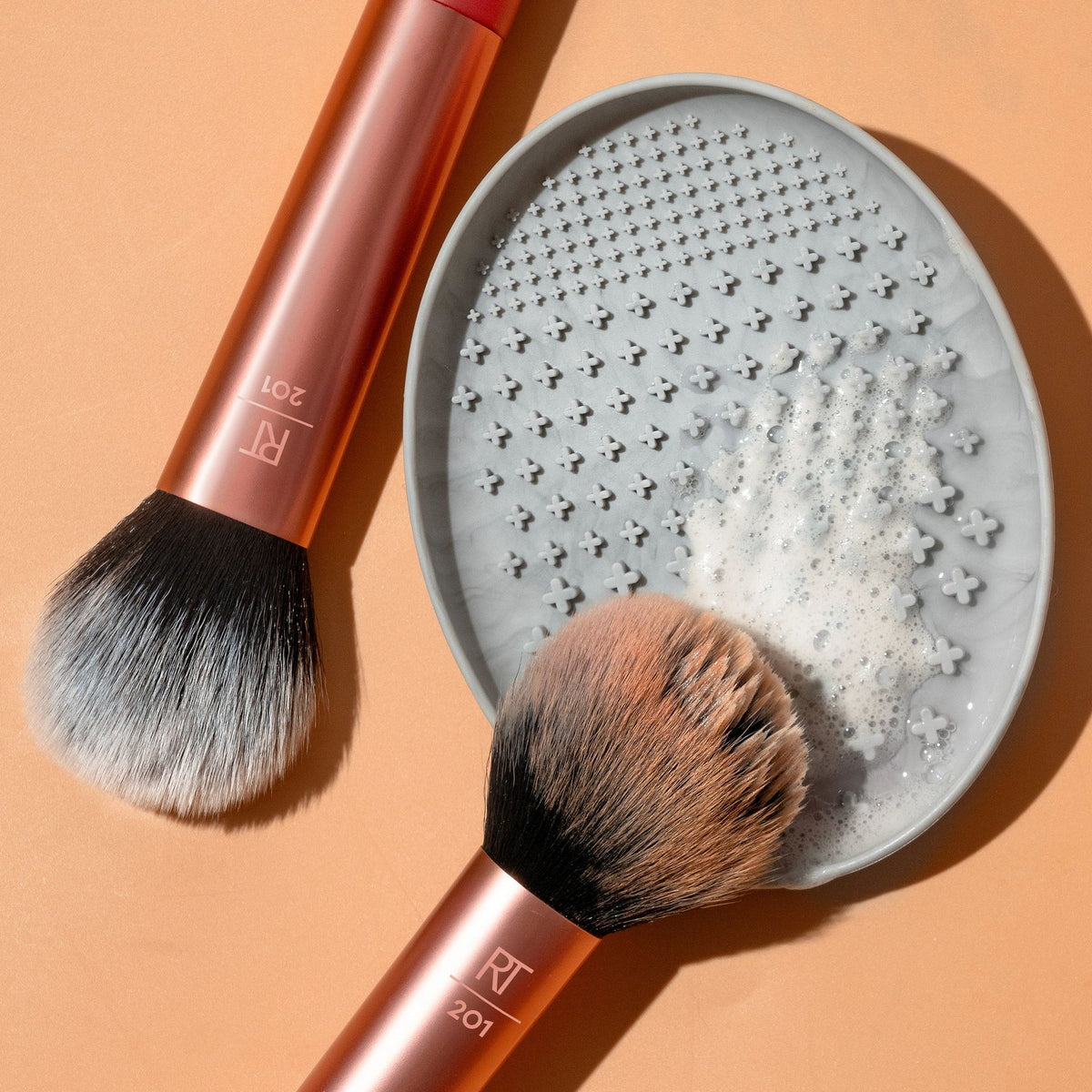 REAL MIRACLE BRUSH CLEANSING PALETTE